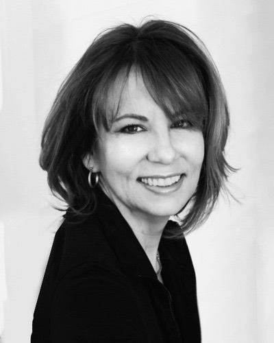 Arleen, Designer