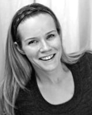 Colleen, Designer