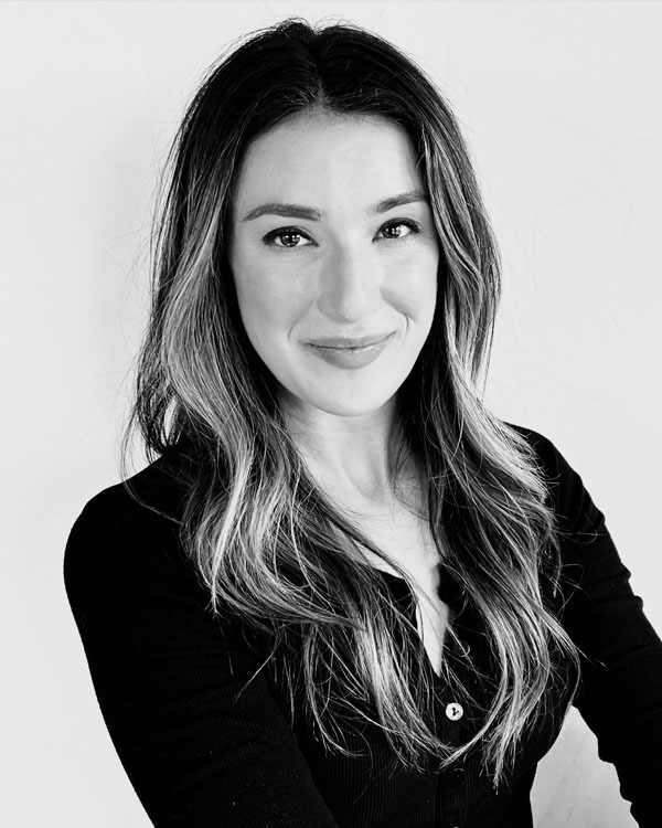 Gianna, Designer