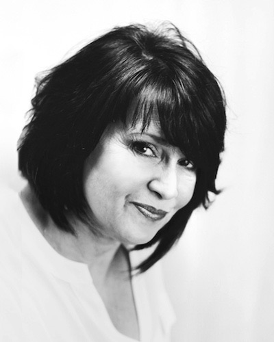 Tina, Designer